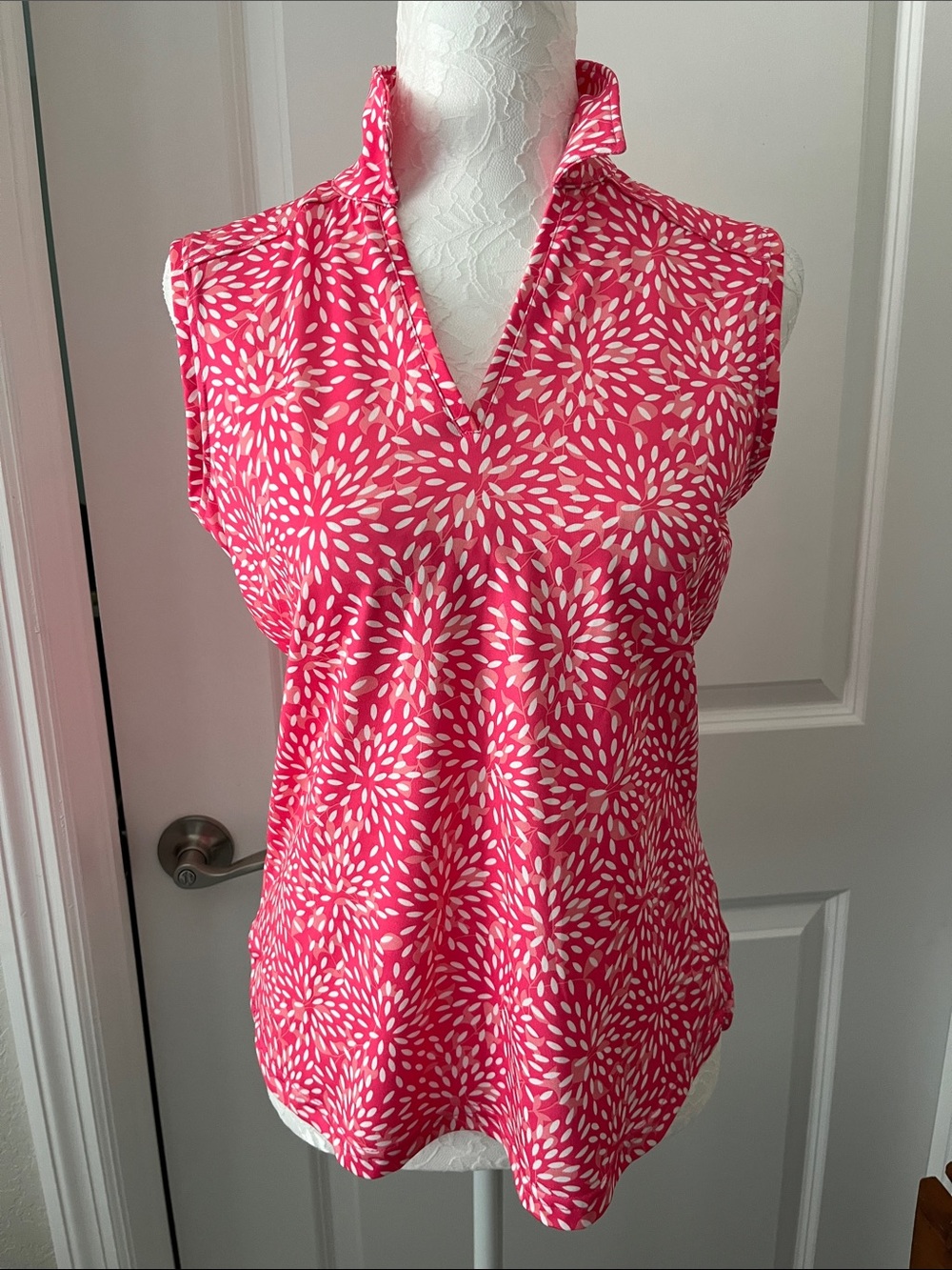 Pebble Beach DRY LUXE Performance Floral V-Neck Sleeveless Polo NWOT